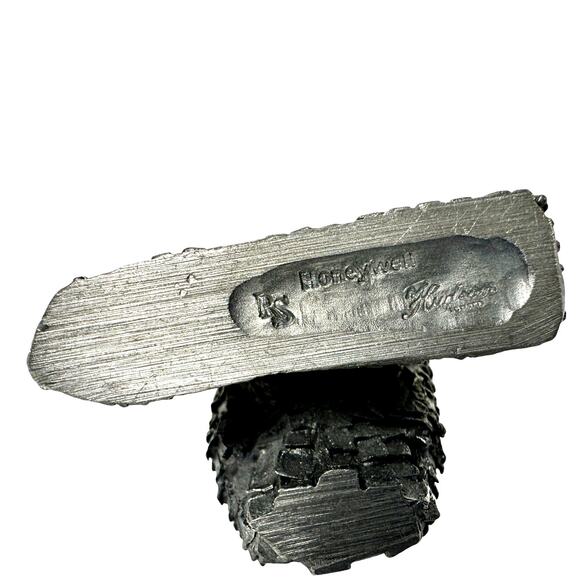 Honeywell Hudson RS Pewter Snow Barn Owl Computer Chip Figurine 3" Paperweight - Picture 5 of 6